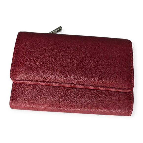 Chic Safe Keeper Burgundy Faux Leather Wallet Snap Closure - Picture 1 of 13